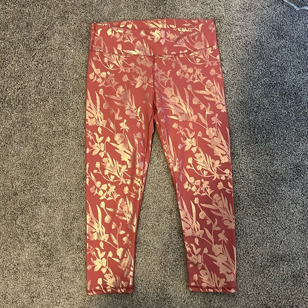 Women’s Fabletic Leggings Mid Rise Capri